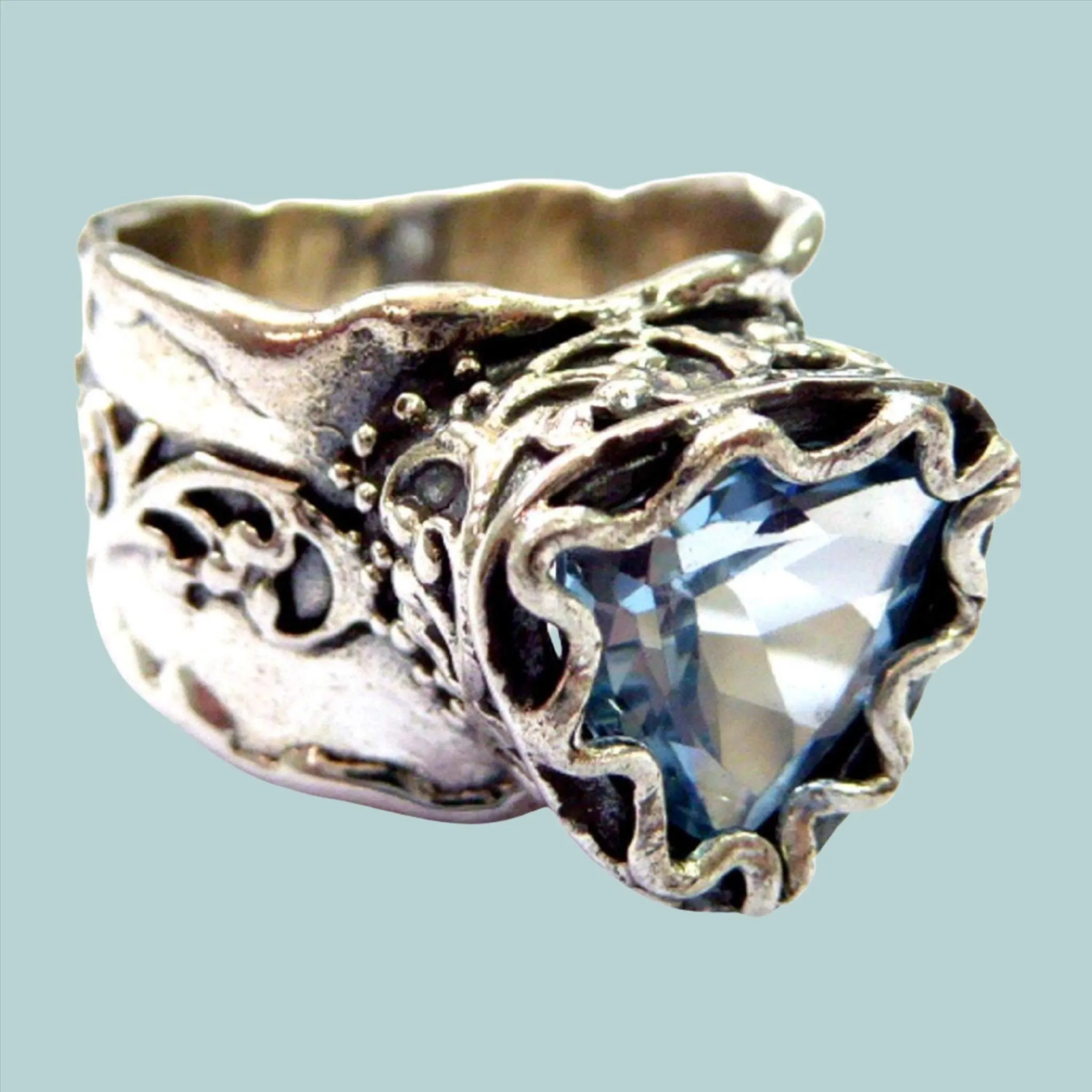 Bluenoemi Sterling silver ring for woman with blue topaz