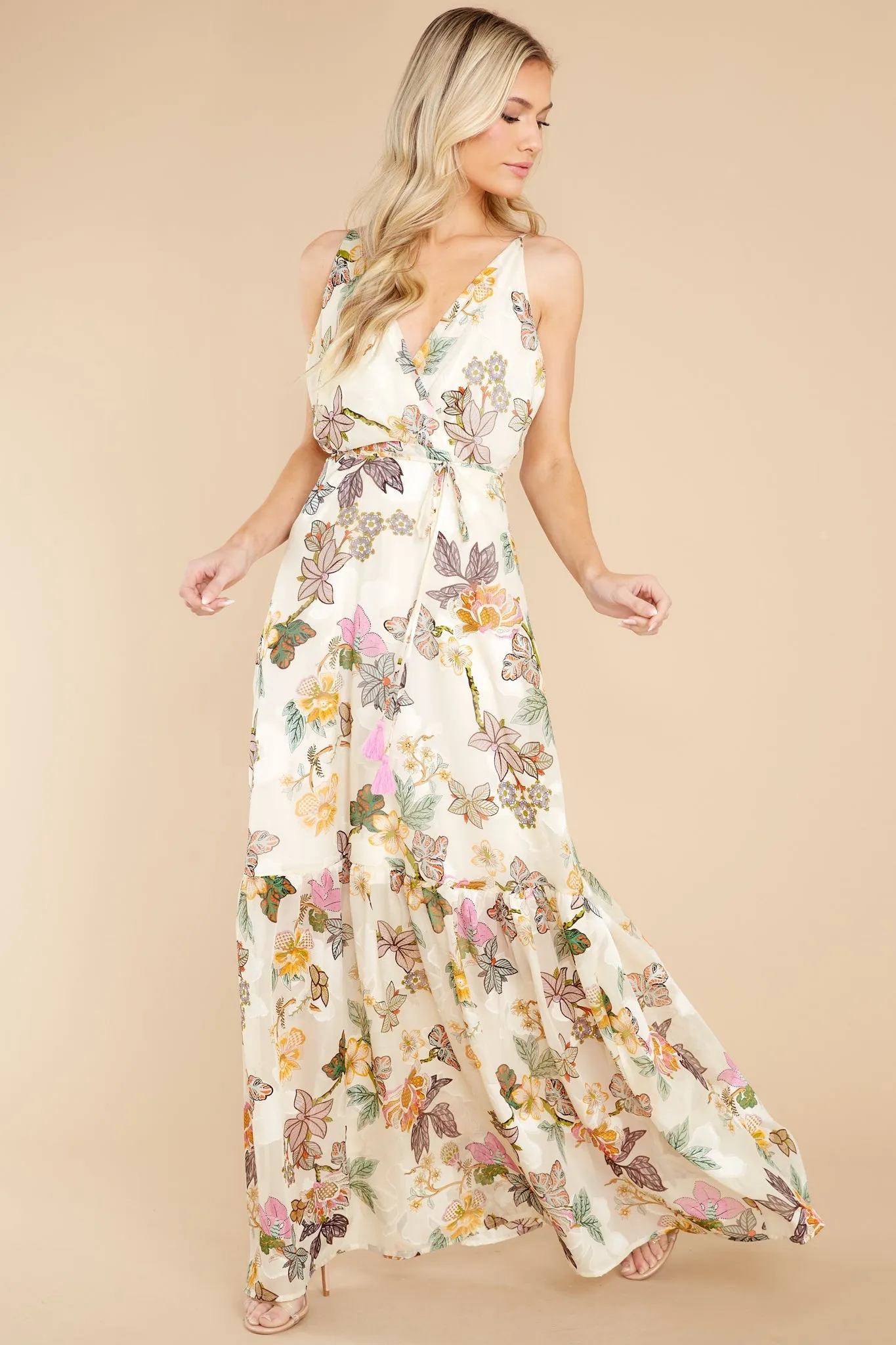 Command The Room Ivory Floral Print Maxi Dress