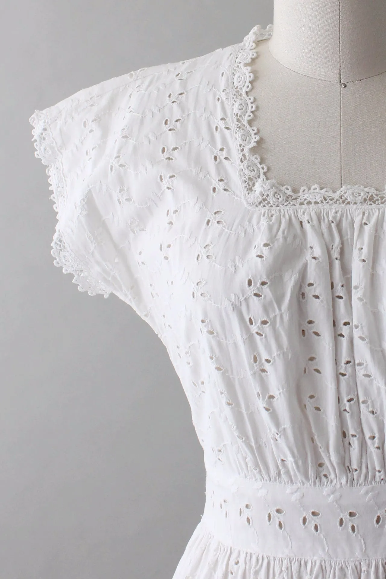 Vintage 1940s White Eyelet Day Dress