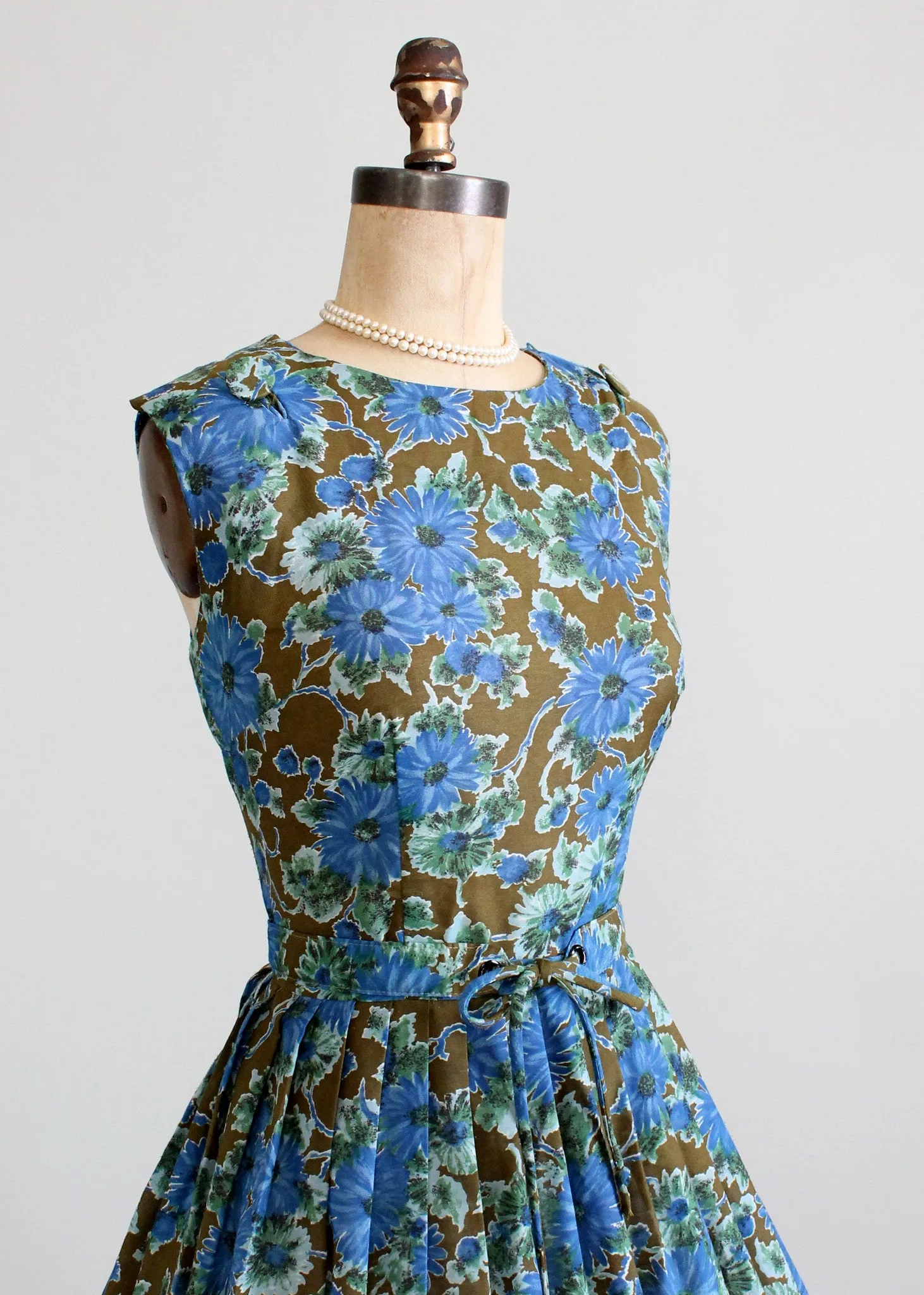 Vintage 1960s English Garden Day Dress